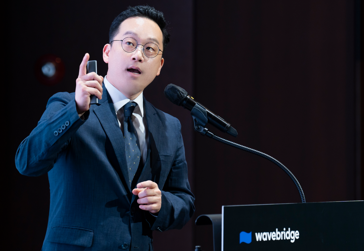 [보도] KBW2024 첫날 공식 부대행사로 '골든 웨이브' 개최